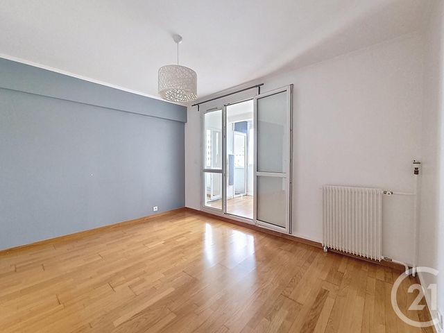 Afficher la photo en grand Appartement F4 à vendre - 4 pièces - 82.11 m2 - COLOMBES - 92 - ILE-DE-FRANCE - Century 21 Beaurepaire