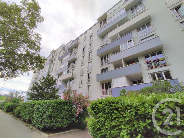 Afficher la photo en grand Appartement F3 à vendre - 3 pièces - 68.01 m2 - COLOMBES - 92 - ILE-DE-FRANCE - Century 21 Beaurepaire