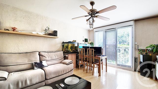 Afficher la photo en grand Appartement F3 à vendre - 3 pièces - 68.01 m2 - COLOMBES - 92 - ILE-DE-FRANCE - Century 21 Beaurepaire