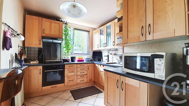 Afficher la photo en grand Appartement F3 à vendre - 3 pièces - 68.01 m2 - COLOMBES - 92 - ILE-DE-FRANCE - Century 21 Beaurepaire