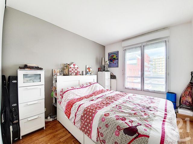 Afficher la photo en grand Appartement F4 à vendre - 4 pièces - 79.0 m2 - COLOMBES - 92 - ILE-DE-FRANCE - Century 21 Beaurepaire