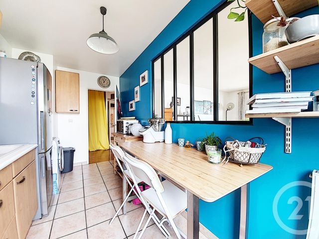 Afficher la photo en grand Appartement F4 à vendre - 4 pièces - 79.0 m2 - COLOMBES - 92 - ILE-DE-FRANCE - Century 21 Beaurepaire