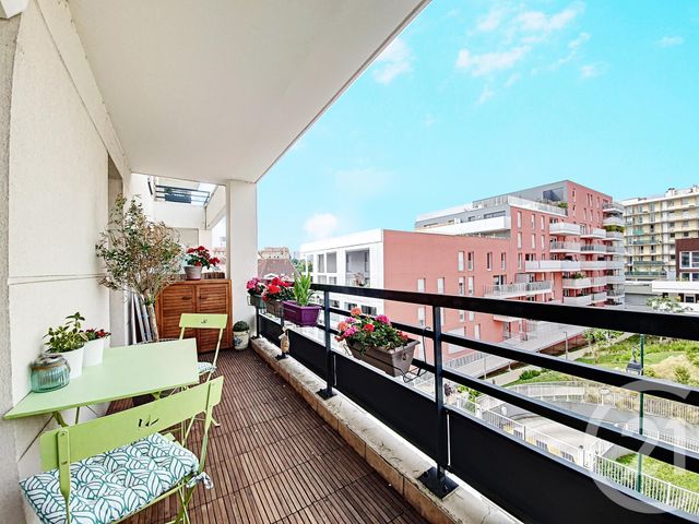 Afficher la photo en grand Appartement F4 à vendre - 4 pièces - 79.0 m2 - COLOMBES - 92 - ILE-DE-FRANCE - Century 21 Beaurepaire