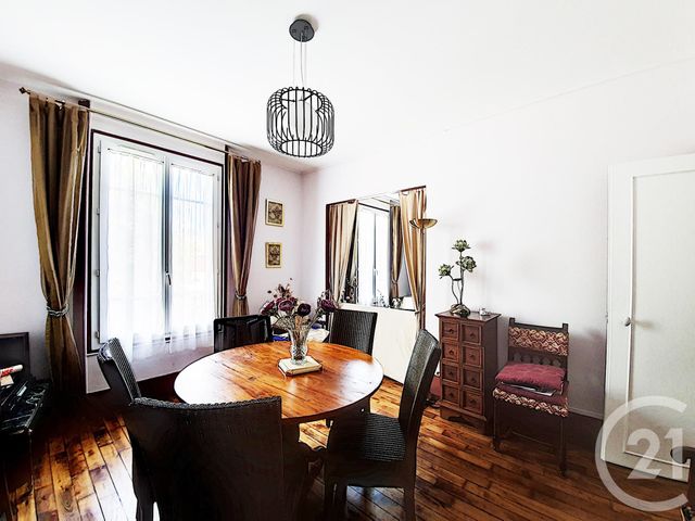 Appartement T3 à vendre - 3 pièces - 59.64 m2 - COLOMBES - 92 - ILE-DE-FRANCE - Century 21 Beaurepaire Appartement T3 à vendre - 3 pièces - 59.64 m2 - COLOMBES - 92 - ILE-DE-FRANCE - Century 21 Beaurepaire