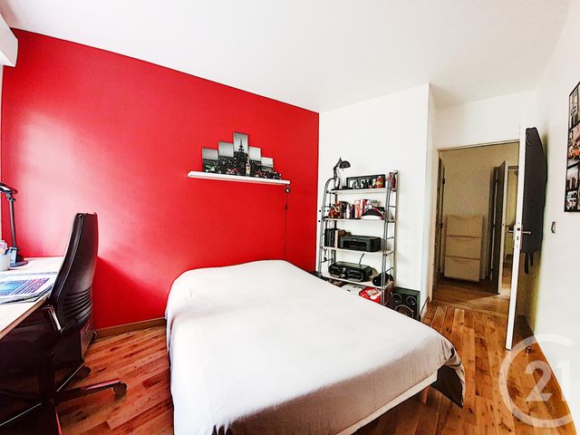 Appartement F4 à vendre - 4 pièces - 87.46 m2 - COLOMBES - 92 - ILE-DE-FRANCE - Century 21 Beaurepaire Appartement F4 à vendre - 4 pièces - 87.46 m2 - COLOMBES - 92 - ILE-DE-FRANCE - Century 21 Beaurepaire