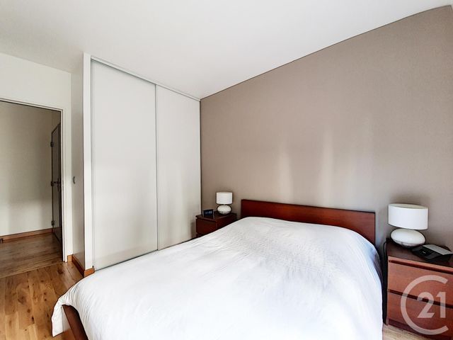 Appartement F4 à vendre - 4 pièces - 87.46 m2 - COLOMBES - 92 - ILE-DE-FRANCE - Century 21 Beaurepaire Appartement F4 à vendre - 4 pièces - 87.46 m2 - COLOMBES - 92 - ILE-DE-FRANCE - Century 21 Beaurepaire