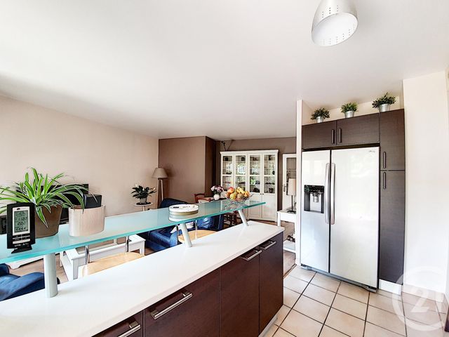 Appartement F4 à vendre - 4 pièces - 87.46 m2 - COLOMBES - 92 - ILE-DE-FRANCE - Century 21 Beaurepaire Appartement F4 à vendre - 4 pièces - 87.46 m2 - COLOMBES - 92 - ILE-DE-FRANCE - Century 21 Beaurepaire