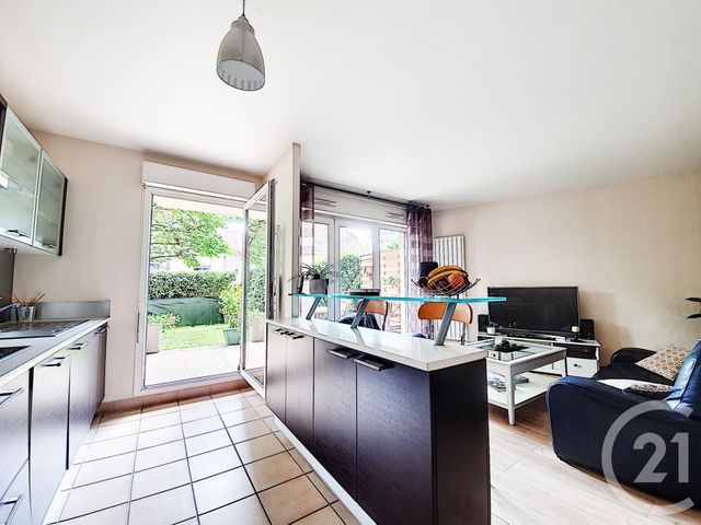Appartement F4 à vendre - 4 pièces - 87.46 m2 - COLOMBES - 92 - ILE-DE-FRANCE - Century 21 Beaurepaire Appartement F4 à vendre - 4 pièces - 87.46 m2 - COLOMBES - 92 - ILE-DE-FRANCE - Century 21 Beaurepaire