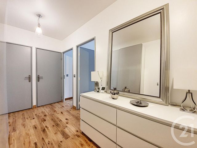 Appartement F4 à vendre - 4 pièces - 87.46 m2 - COLOMBES - 92 - ILE-DE-FRANCE - Century 21 Beaurepaire Appartement F4 à vendre - 4 pièces - 87.46 m2 - COLOMBES - 92 - ILE-DE-FRANCE - Century 21 Beaurepaire