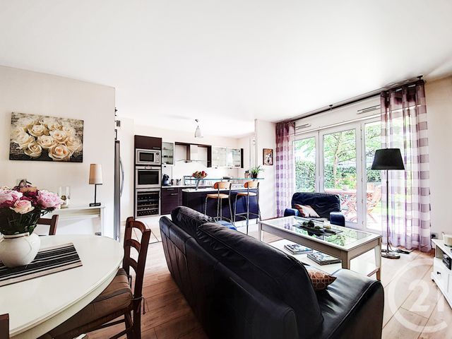 Appartement F4 à vendre - 4 pièces - 87.46 m2 - COLOMBES - 92 - ILE-DE-FRANCE - Century 21 Beaurepaire Appartement F4 à vendre - 4 pièces - 87.46 m2 - COLOMBES - 92 - ILE-DE-FRANCE - Century 21 Beaurepaire