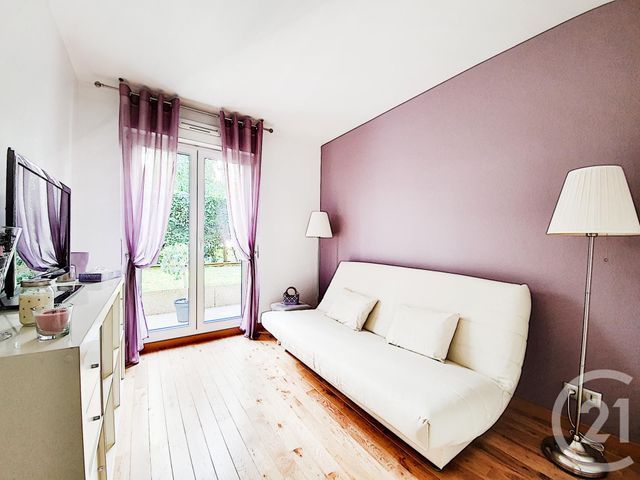 Appartement F4 à vendre - 4 pièces - 87.46 m2 - COLOMBES - 92 - ILE-DE-FRANCE - Century 21 Beaurepaire Appartement F4 à vendre - 4 pièces - 87.46 m2 - COLOMBES - 92 - ILE-DE-FRANCE - Century 21 Beaurepaire