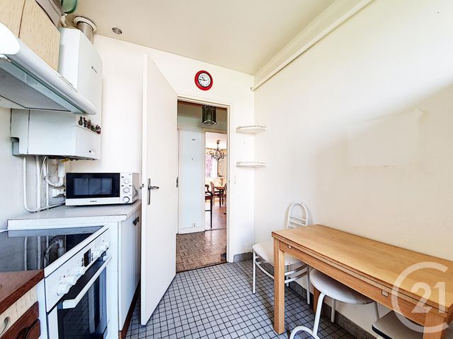 Appartement T2 à vendre - 2 pièces - 46.21 m2 - COLOMBES - 92 - ILE-DE-FRANCE - Century 21 Beaurepaire Appartement T2 à vendre - 2 pièces - 46.21 m2 - COLOMBES - 92 - ILE-DE-FRANCE - Century 21 Beaurepaire