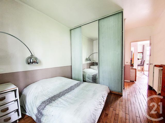 Afficher la photo en grand Appartement Duplex à vendre - 5 pièces - 91.67 m2 - ASNIERES SUR SEINE - 92 - ILE-DE-FRANCE - Century 21 Beaurepaire