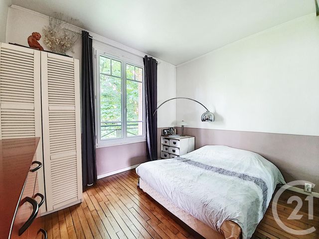 Afficher la photo en grand Appartement Duplex à vendre - 5 pièces - 91.67 m2 - ASNIERES SUR SEINE - 92 - ILE-DE-FRANCE - Century 21 Beaurepaire