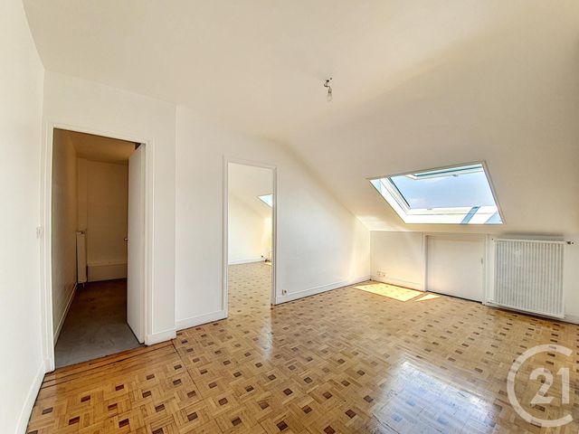 Appartement F2 à louer - 2 pièces - 26.1 m2 - COLOMBES - 92 - ILE-DE-FRANCE - Century 21 Beaurepaire Appartement F2 à louer - 2 pièces - 26.1 m2 - COLOMBES - 92 - ILE-DE-FRANCE - Century 21 Beaurepaire