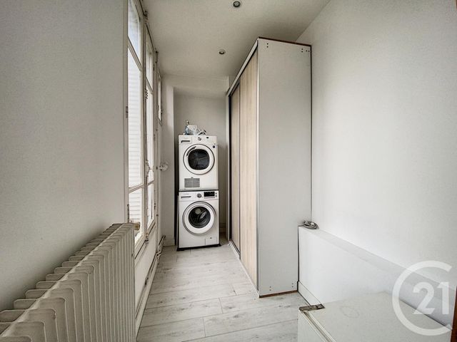 Afficher la photo en grand Appartement F3 à louer - 3 pièces - 54.7 m2 - BOIS COLOMBES - 92 - ILE-DE-FRANCE - Century 21 Beaurepaire