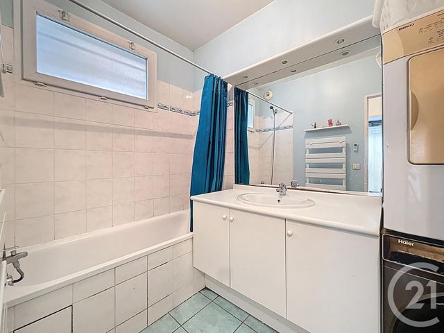 Appartement F3 à vendre - 3 pièces - 66.26 m2 - COLOMBES - 92 - ILE-DE-FRANCE - Century 21 Beaurepaire