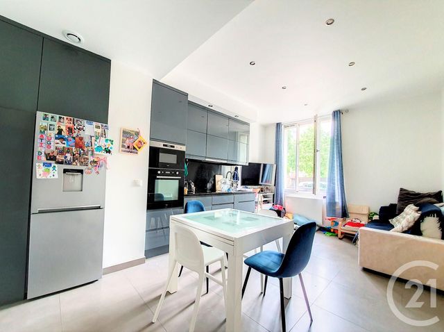 Appartement à vendre - 3 pièces - 40.51 m2 - COLOMBES - 92 - ILE-DE-FRANCE - Century 21 Beaurepaire