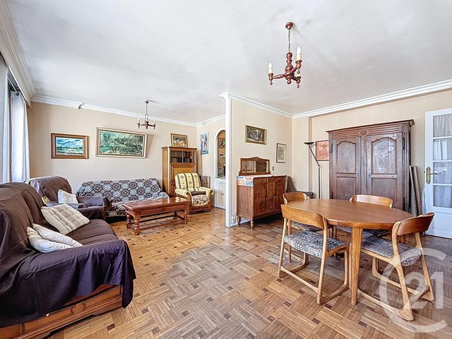 Appartement F4 à vendre - 4 pièces - 90.84 m2 - COLOMBES - 92 - ILE-DE-FRANCE - Century 21 Beaurepaire