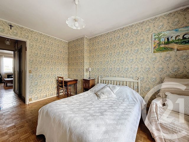 Appartement F4 à vendre - 4 pièces - 90.84 m2 - COLOMBES - 92 - ILE-DE-FRANCE - Century 21 Beaurepaire