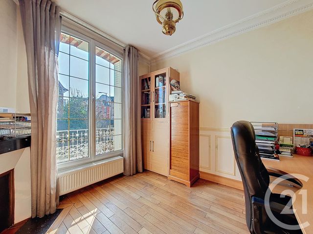 maison à vendre - 7 pièces - 200.91 m2 - COLOMBES - 92 - ILE-DE-FRANCE - Century 21 Beaurepaire