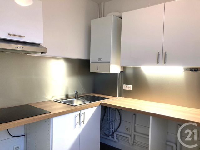 Appartement F3 à louer - 3 pièces - 70.22 m2 - SURESNES - 92 - ILE-DE-FRANCE - Century 21 Beaurepaire