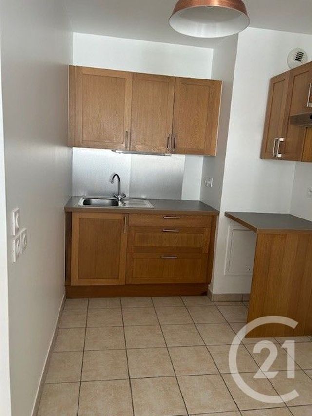 Appartement à louer - 2 pièces - 48.0 m2 - ASNIERES SUR SEINE - 92 - ILE-DE-FRANCE - Century 21 Beaurepaire