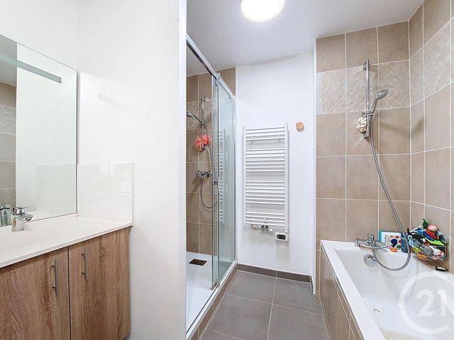 Appartement F4 à vendre - 4 pièces - 82.48 m2 - COLOMBES - 92 - ILE-DE-FRANCE - Century 21 Beaurepaire