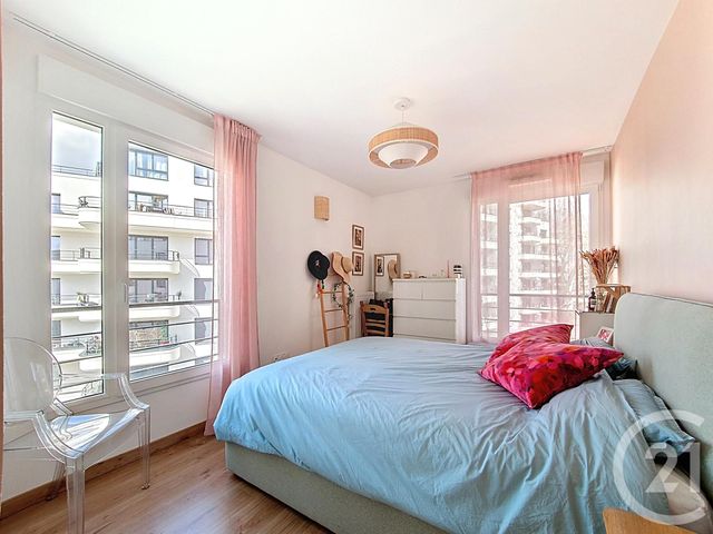 Appartement F4 à vendre - 4 pièces - 82.48 m2 - COLOMBES - 92 - ILE-DE-FRANCE - Century 21 Beaurepaire