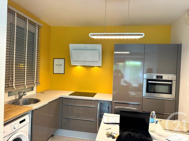 Appartement F2 à louer - 2 pièces - 44.9 m2 - NANTERRE - 92 - ILE-DE-FRANCE - Century 21 Beaurepaire