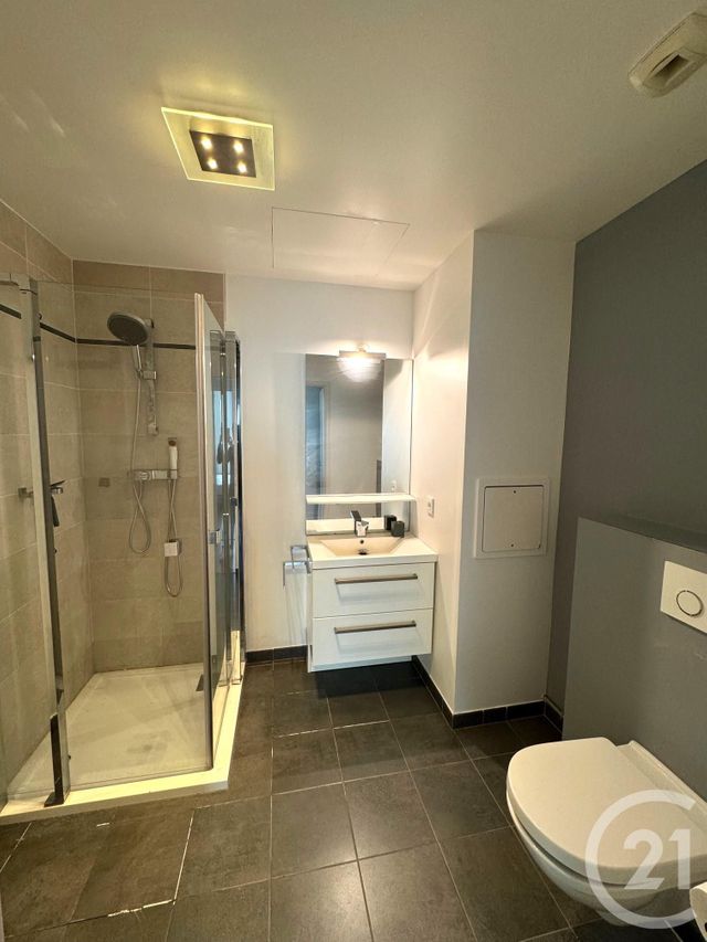 Appartement F2 à louer - 2 pièces - 44.9 m2 - NANTERRE - 92 - ILE-DE-FRANCE - Century 21 Beaurepaire