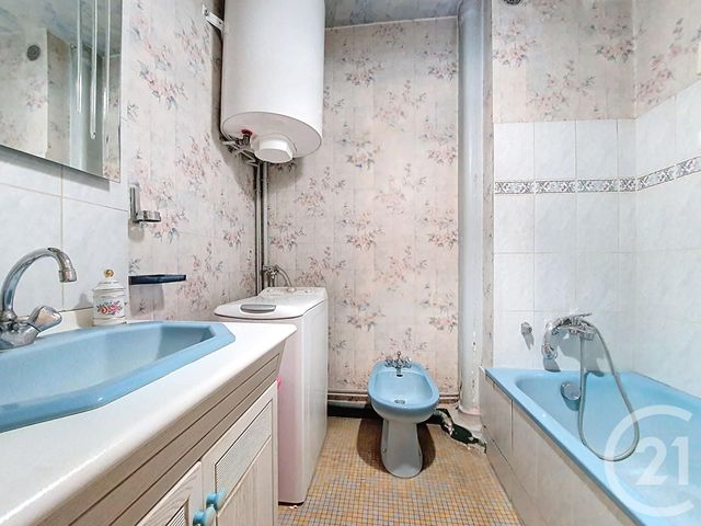 Appartement F3 à vendre - 3 pièces - 63.03 m2 - COLOMBES - 92 - ILE-DE-FRANCE - Century 21 Beaurepaire