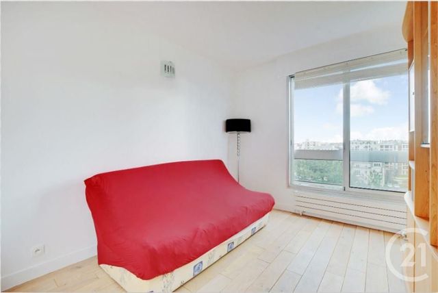 Appartement à louer - 3 pièces - 88.0 m2 - COURBEVOIE - 92 - ILE-DE-FRANCE - Century 21 Beaurepaire