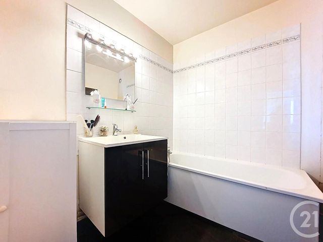 Appartement F4 à vendre - 4 pièces - 79.99 m2 - COLOMBES - 92 - ILE-DE-FRANCE - Century 21 Beaurepaire