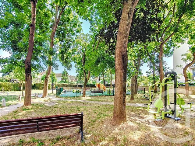 Appartement F4 à vendre - 4 pièces - 79.99 m2 - COLOMBES - 92 - ILE-DE-FRANCE - Century 21 Beaurepaire