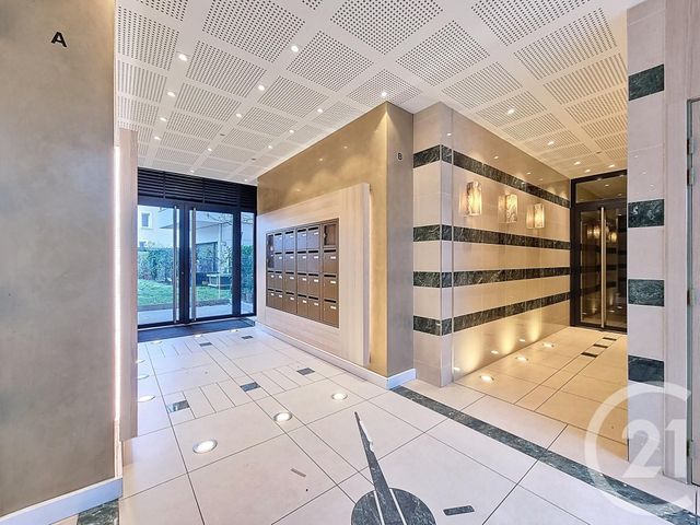 Appartement F3 à vendre - 3 pièces - 62.54 m2 - COLOMBES - 92 - ILE-DE-FRANCE - Century 21 Beaurepaire