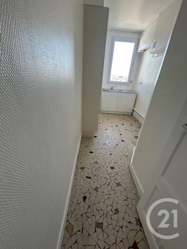 Appartement à louer - 2 pièces - 36.17 m2 - COLOMBES - 92 - ILE-DE-FRANCE - Century 21 Beaurepaire