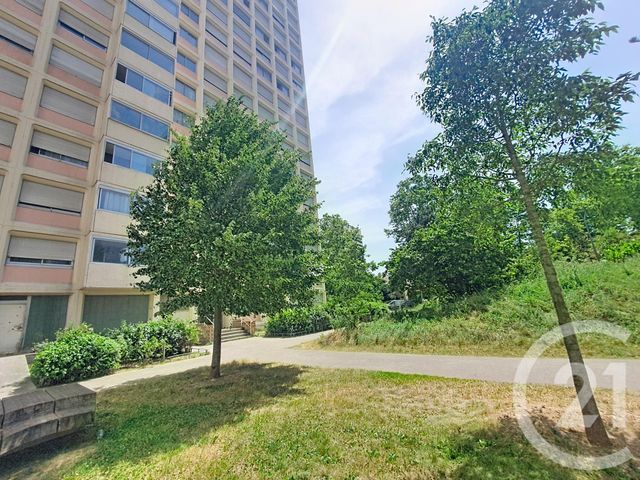 Appartement F3 à vendre - 3 pièces - 70.62 m2 - COLOMBES - 92 - ILE-DE-FRANCE - Century 21 Beaurepaire