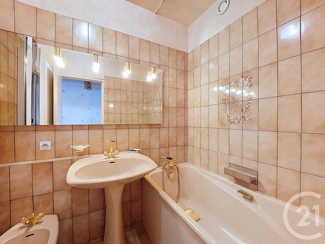 Appartement F4 à vendre - 4 pièces - 80.75 m2 - COLOMBES - 92 - ILE-DE-FRANCE - Century 21 Beaurepaire