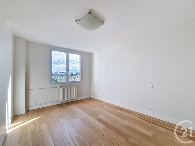 Afficher la photo en grand Appartement F2 à vendre - 2 pièces - 49.0 m2 - COLOMBES - 92 - ILE-DE-FRANCE - Century 21 Beaurepaire