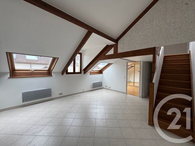 Appartement F3 à louer - 3 pièces - 42.64 m2 - RUEIL MALMAISON - 92 - ILE-DE-FRANCE - Century 21 Beaurepaire