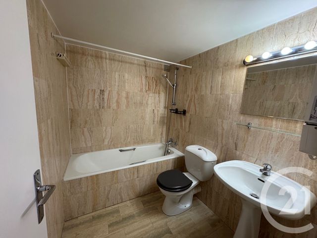 Appartement F3 à louer - 3 pièces - 42.64 m2 - RUEIL MALMAISON - 92 - ILE-DE-FRANCE - Century 21 Beaurepaire