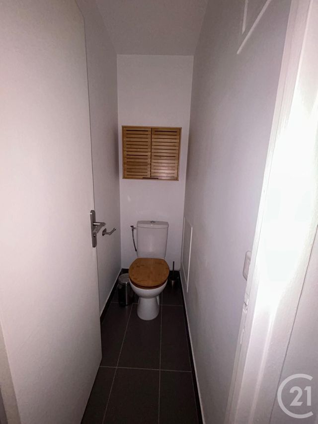 Afficher la photo en grand Appartement à louer - 2 pièces - 38.8 m2 - NEUILLY SUR SEINE - 92 - ILE-DE-FRANCE - Century 21 Beaurepaire