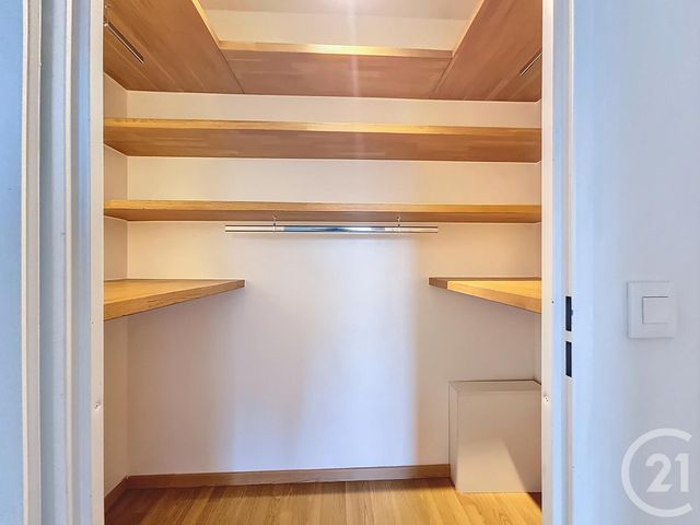 Appartement F3 à vendre - 3 pièces - 52.9 m2 - COLOMBES - 92 - ILE-DE-FRANCE - Century 21 Beaurepaire