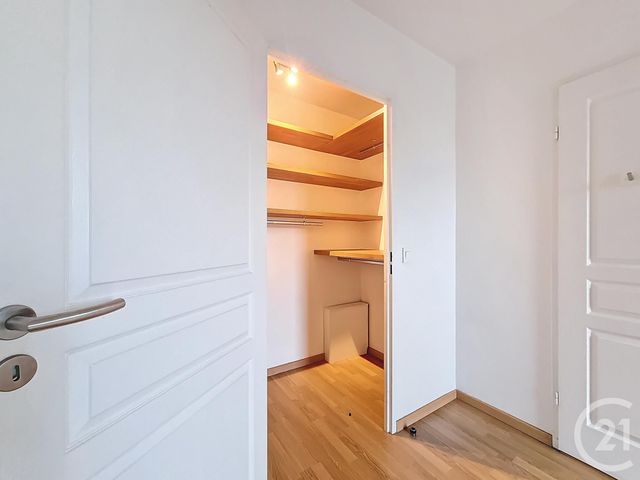 Appartement F3 à vendre - 3 pièces - 52.9 m2 - COLOMBES - 92 - ILE-DE-FRANCE - Century 21 Beaurepaire