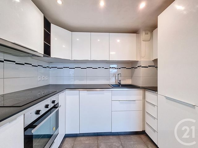 Appartement F3 à vendre - 3 pièces - 52.9 m2 - COLOMBES - 92 - ILE-DE-FRANCE - Century 21 Beaurepaire
