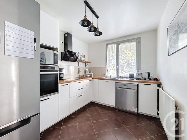 Afficher la photo en grand Appartement F5 à vendre - 5 pièces - 93.25 m2 - COLOMBES - 92 - ILE-DE-FRANCE - Century 21 Beaurepaire