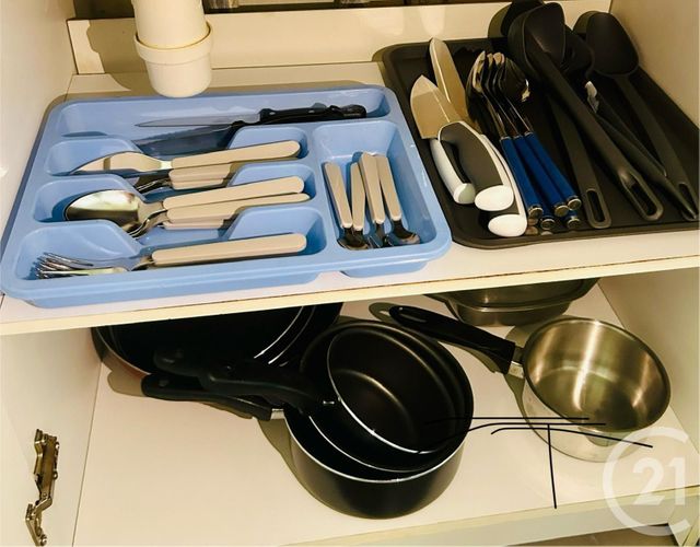 Appartement F1 à louer - 1 pièce - 15.79 m2 - ASNIERES SUR SEINE - 92 - ILE-DE-FRANCE - Century 21 Beaurepaire