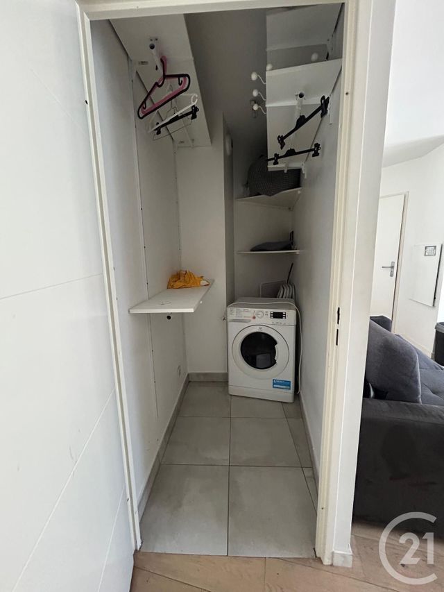 Appartement F1 à louer - 1 pièce - 30.5 m2 - BOIS COLOMBES - 92 - ILE-DE-FRANCE - Century 21 Beaurepaire