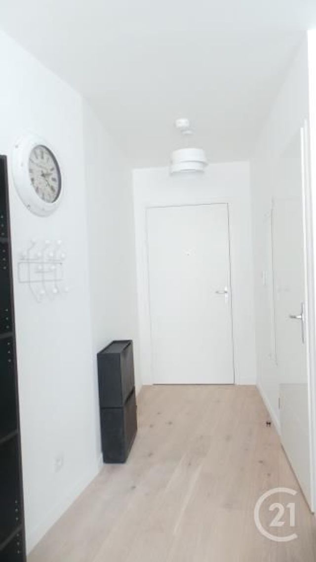 Appartement F1 à louer - 1 pièce - 30.5 m2 - BOIS COLOMBES - 92 - ILE-DE-FRANCE - Century 21 Beaurepaire